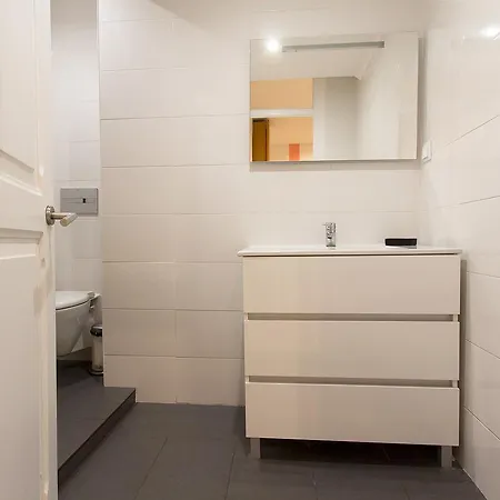 Apartment Santa Catarina Deluxe By Homing Lisbon